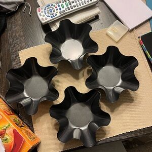 Tortilla pan set of four
